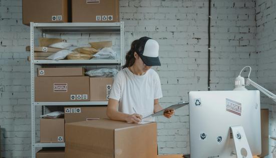 Advantages and Disadvantages of Franchising